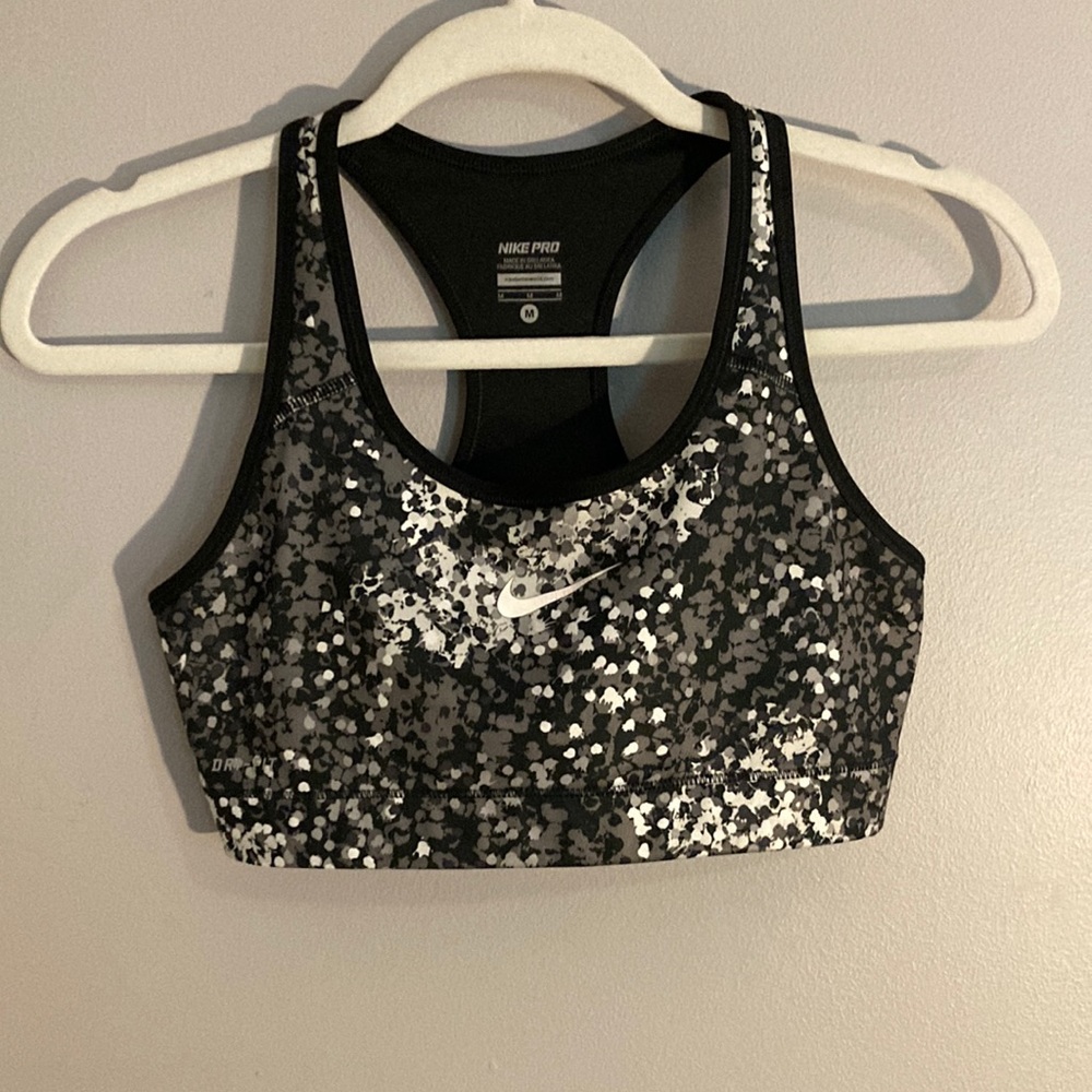 Nike Pro Sports Bra